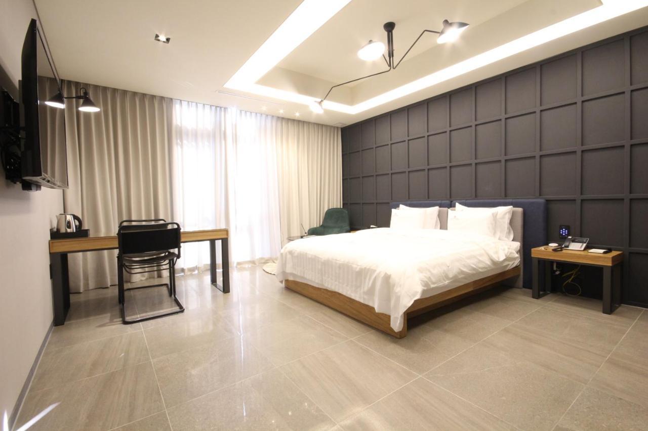 Hotel Eco Stay Чонджу Екстериор снимка