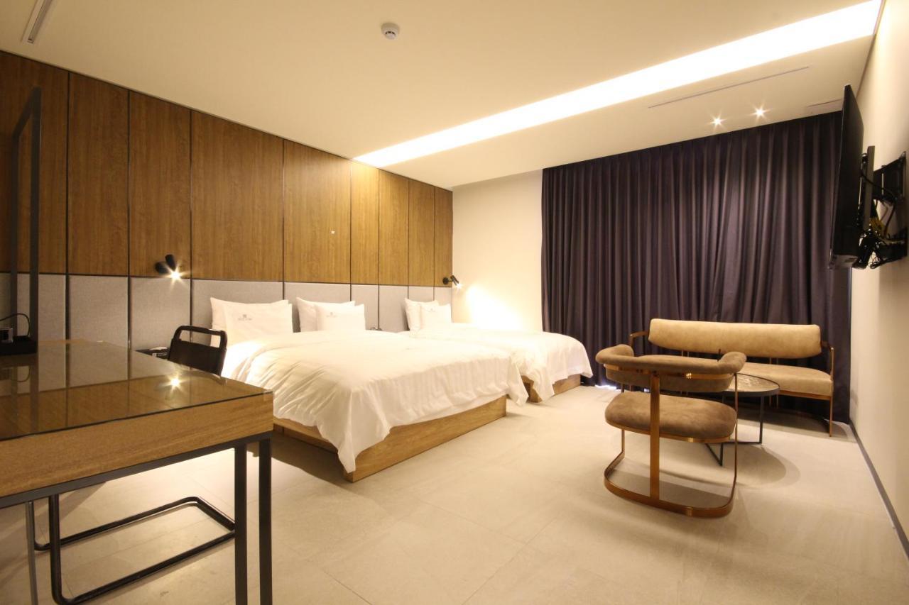 Hotel Eco Stay Чонджу Екстериор снимка