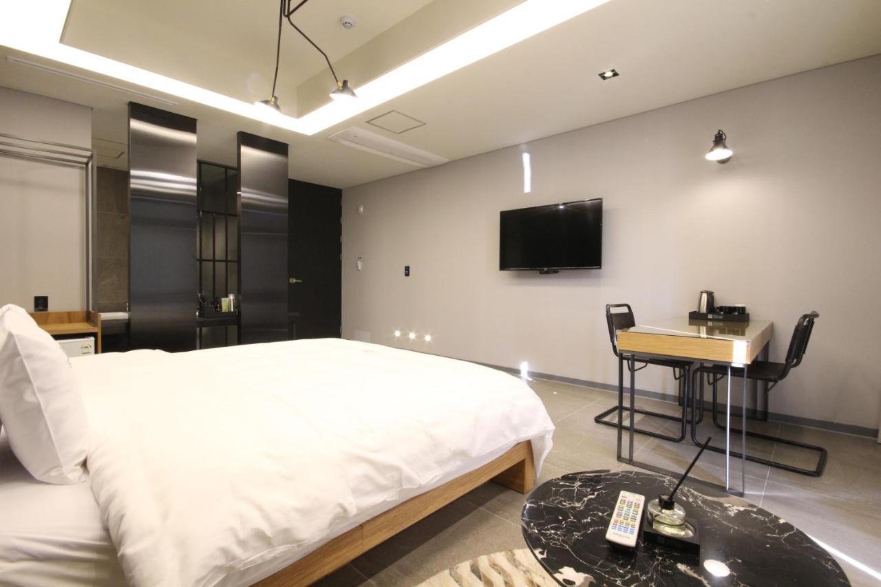 Hotel Eco Stay Чонджу Екстериор снимка