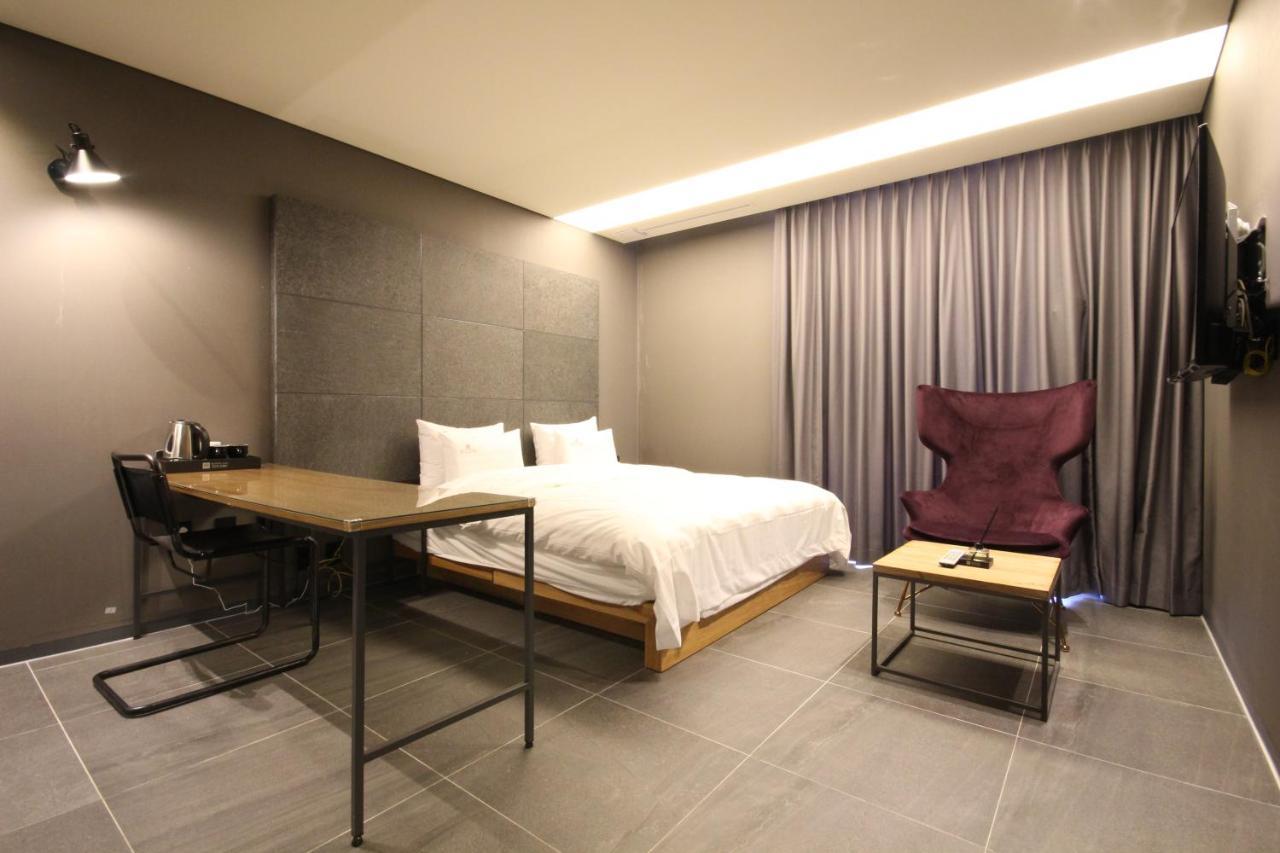Hotel Eco Stay Чонджу Екстериор снимка