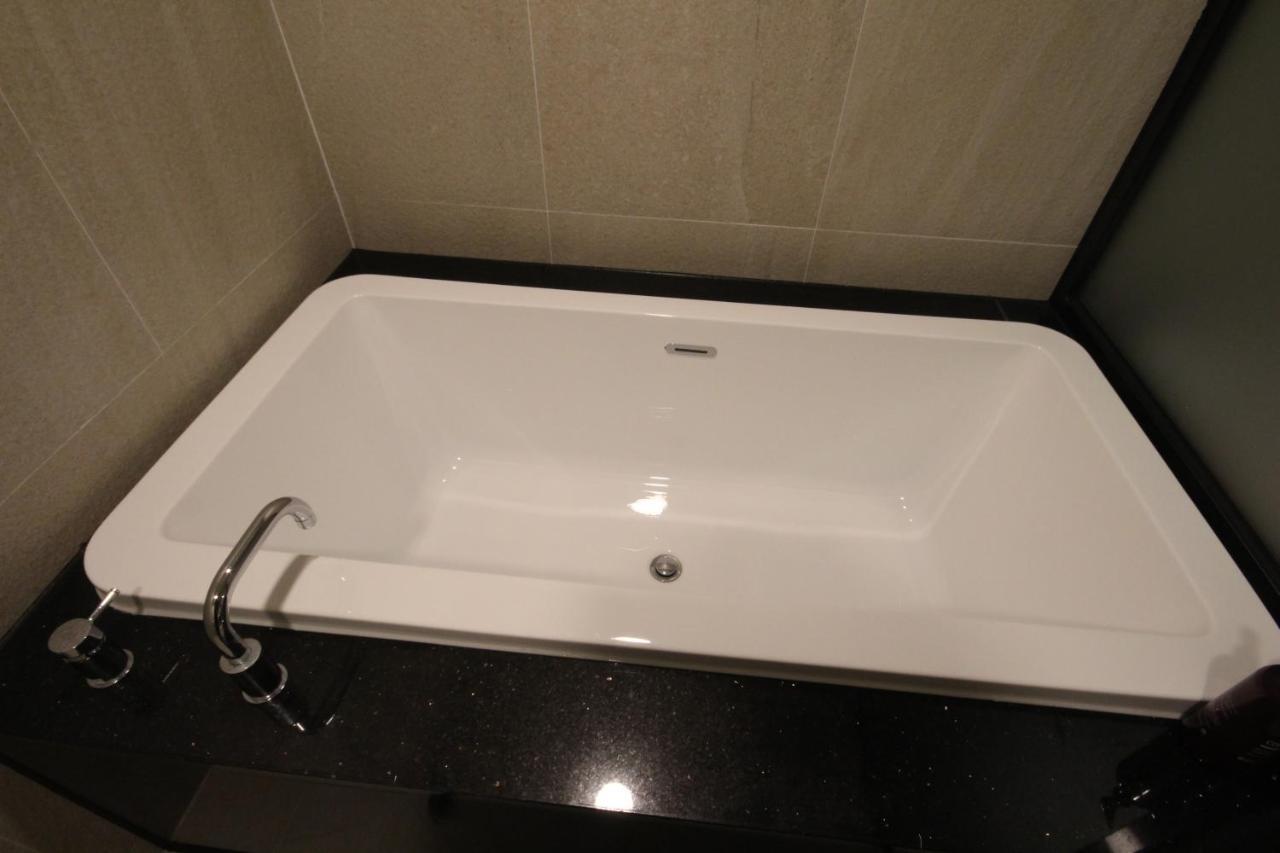 Hotel Eco Stay Чонджу Екстериор снимка
