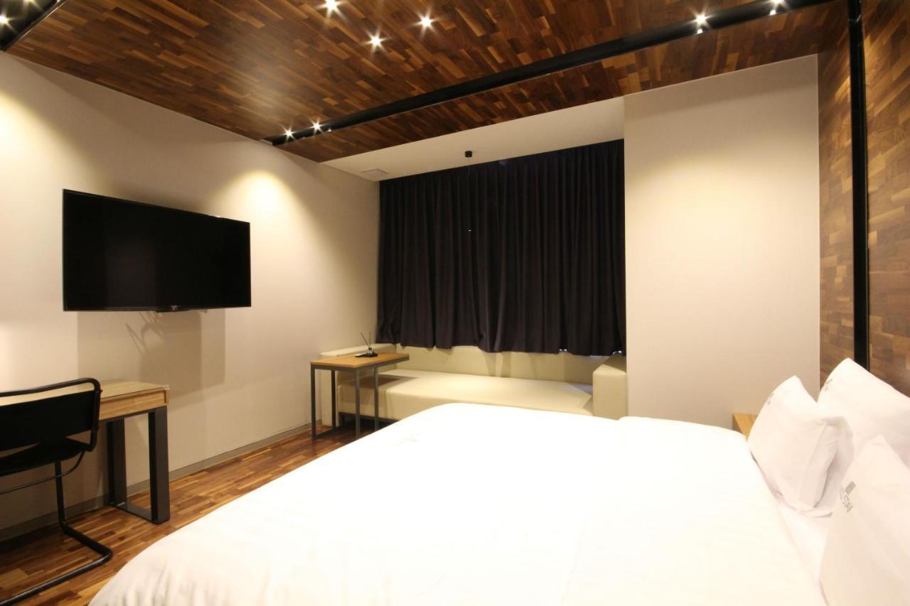 Hotel Eco Stay Чонджу Екстериор снимка