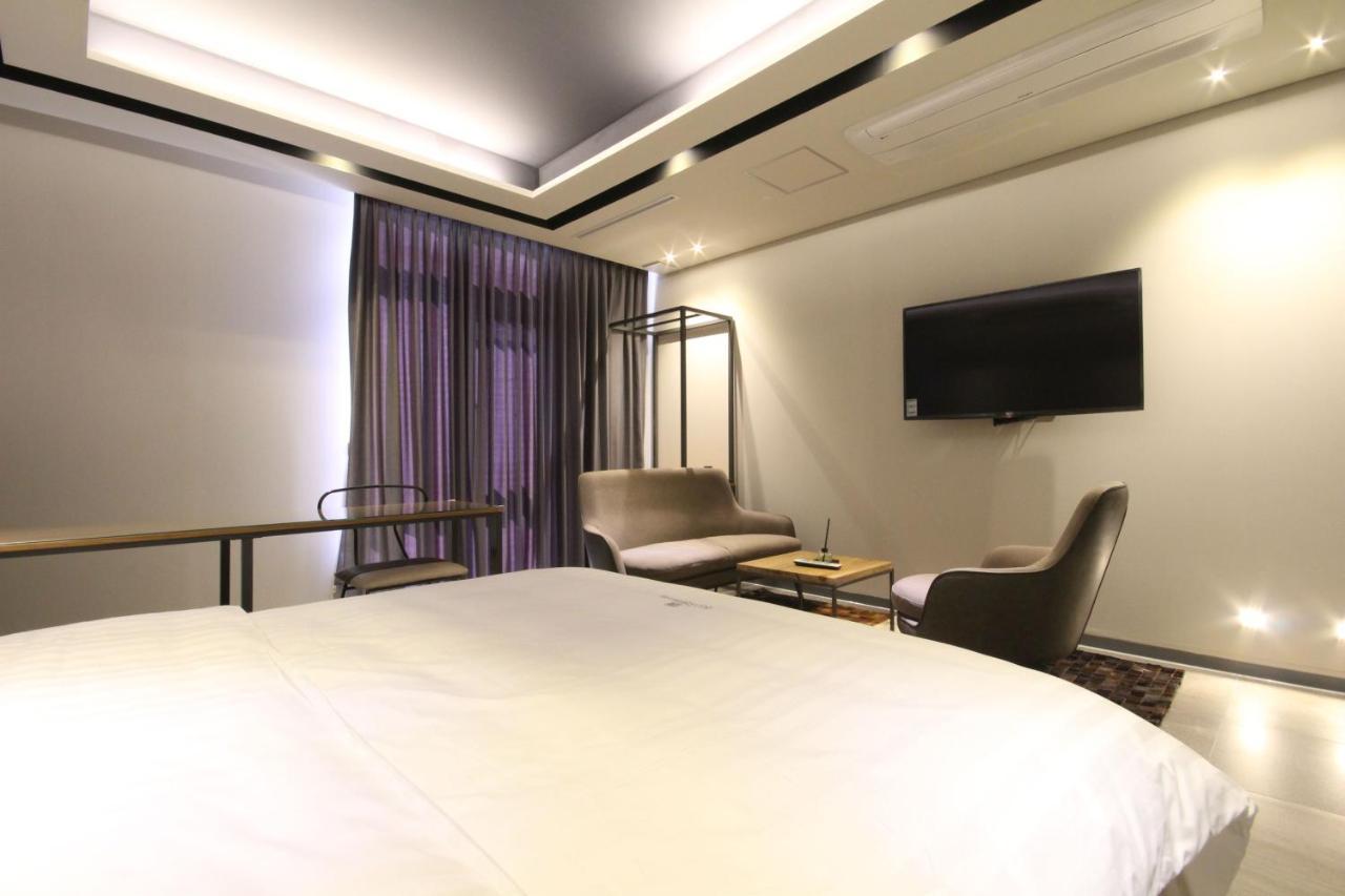 Hotel Eco Stay Чонджу Екстериор снимка