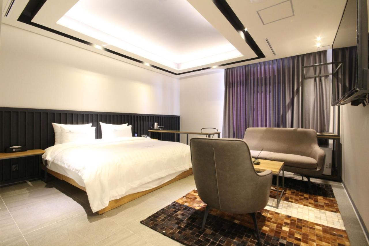 Hotel Eco Stay Чонджу Екстериор снимка